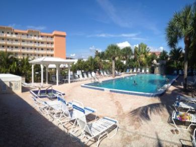 Fort Myers Vacation Condo Sleeps Six Guests,